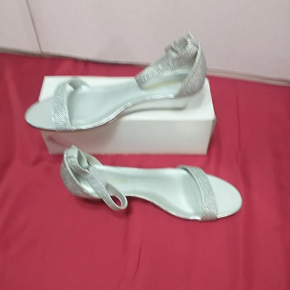 Dream Pairs Womens SZ 11 Ingrid Ankle Strap Low Wedge Silver Sandal